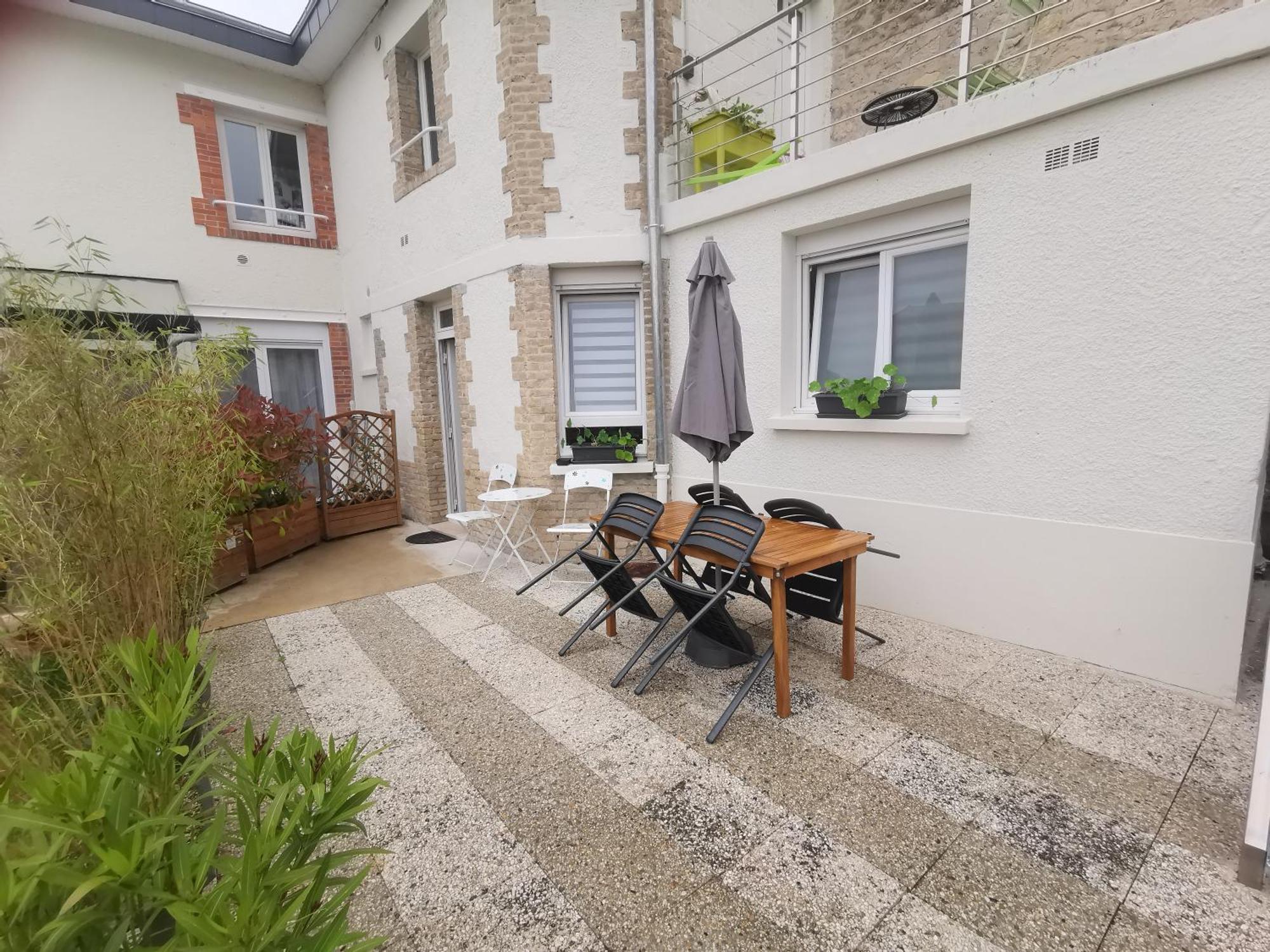 Le Clos Saint Martin Apartment